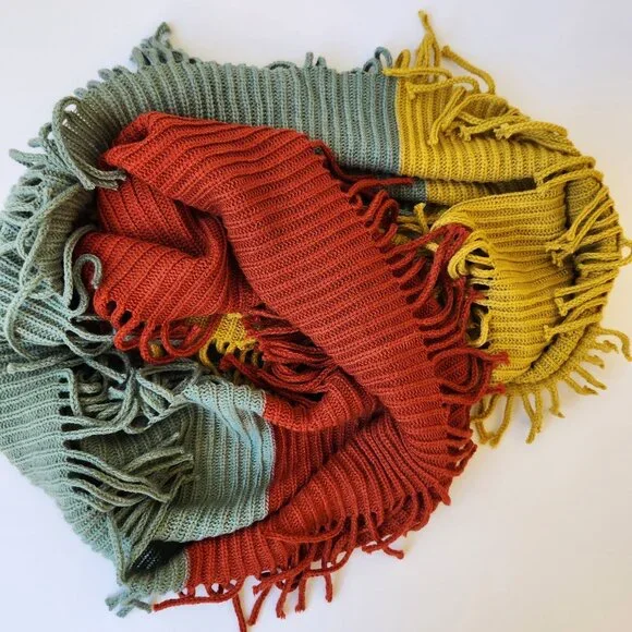 Color Block Knit Circle Scarf Fringe Red Yellow Blue Winter Fall Boho Cozycore - Picture 6 of 7